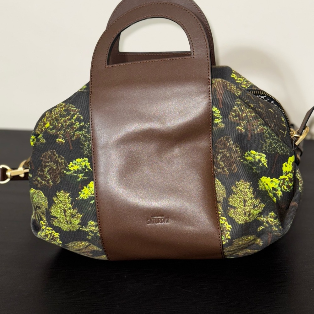 Kate Spade Saturday purse. Never used, new with dust bag